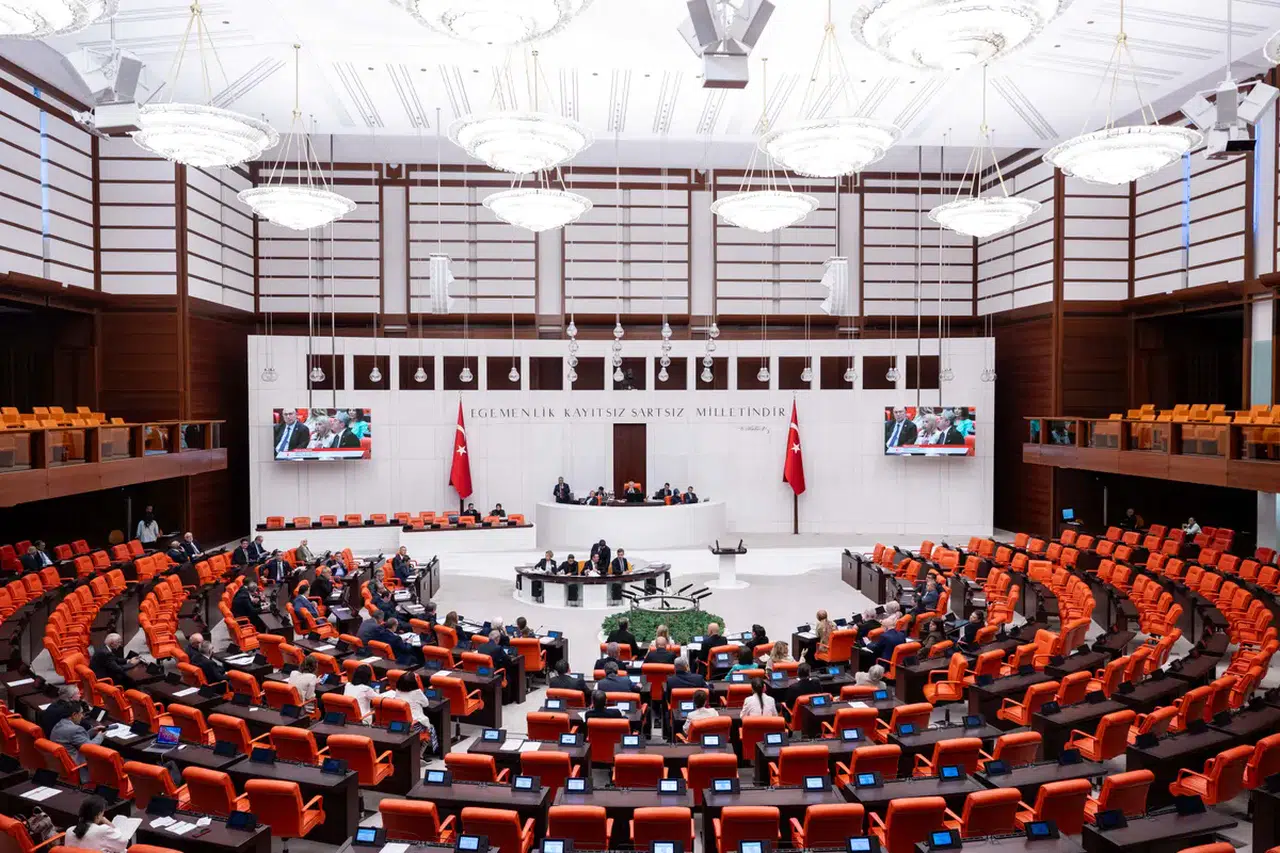 Dağdan inişin yol haritası Meclis’te: Çözüm sürecinde kritik imza aşaması