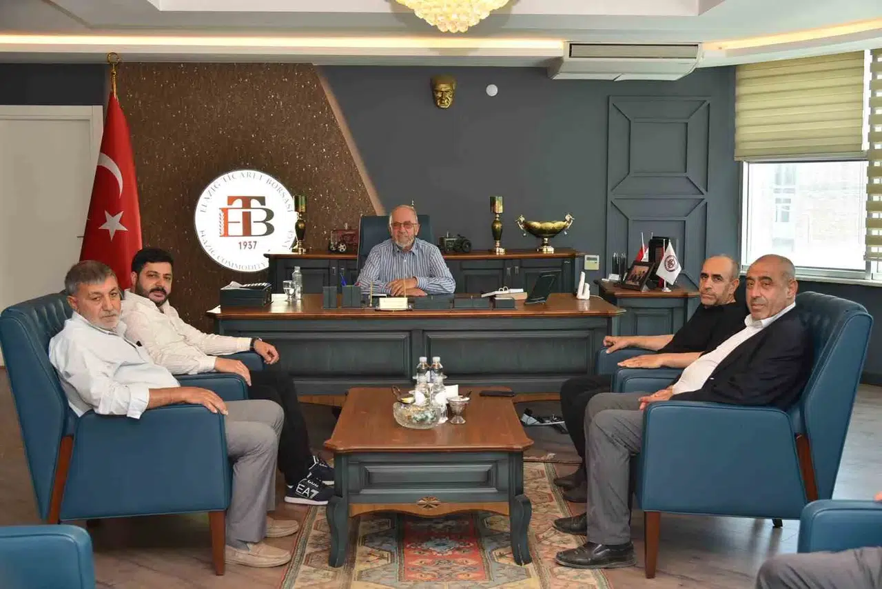 Elazığ Ticaret Borsası seçimlerinde adaylar üye listesi için buluştu