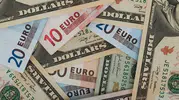 Dolar ve Euro güne yükselişle başladı