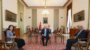 Meclis koridorlarında kritik temas: Kurtulmuş’tan DEM Parti heyetiyle sürpriz görüşme