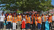 Tarihi galibiyetin ardından stadyum çevresinde temizlik seferberliği