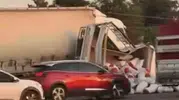 Şanlıurfa Siverek'te tır ve kamyonet çarpıştı: 3 yaralı