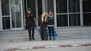 Sosyal medya fenomeni Çağla Öz adliyeye kelepçeli şekilde getirildi