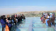 Harput Cam Seyir Terası'nda örgü kursiyerleri bir araya geldi