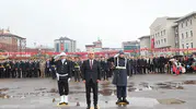 Muş'ta Cumhuriyet Bayramı coşkusu çelenk töreni ve yürüyüşle başladı