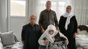Yüksekova'da Hatun Teyze'nin yüzünü güldüren anlamlı hediye