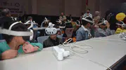 Siverekli çocuklar uzay ve sanal gerçeklik dünyasını keşfetti