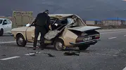 Bingöl Karlıova yolunda otomobil ve motosiklet çarpıştı
