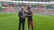 Amedsporlu Gift Orban eylül ayının golü ödülünü aldı