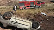 Siirt Baykan yolunda kaza yapan aileden beş kişi yaralandı