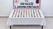 Van otogarında yakalanan şüphelinin midesinden yarım kilo uyuşturucu çıktı