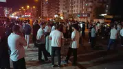 Batman'da kaza sonrası mahalleli yolu trafiğe kapattı