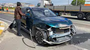 Elazığ Güney Çevre Yolu üzerinde otomobil ve tır çarpıştı