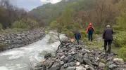 Muşta köprüden suya düşen kadın kayboldu