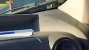 Elazığ yolunda trafiği birbirine katan sürücü kamerada