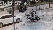 Batman’da yaya geçidi kazası güvenlik kamerasında