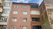 Elazığ’da apartmanın beşinci katından düşen genç kız hastaneye kaldırıldı