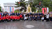 Van'da 19 Mayıs coşkusu çelenk sunumuyla başladı