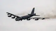 Göklerdeki dev sessizliğe gömüldü: ABD'nin efsanevi B-52 bombardıman uçağı düştü