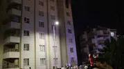 Şanlıurfa Karaköprü’de bir apartmanın sekizinci katında yangın çıktı