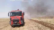 Nusaybin’de anız yangını korkuttu