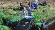 Elazığ’da köprüden dere yatağına düşen cipte 3 kişi yaralandı