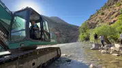 Bingöl’de kayıp kişiyi bulmak için çayın yönünü değiştirdiler