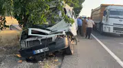 Şanlıurfa yolunda dört aracın karıştığı kaza trafiği kilitledi