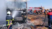 Kızıltepe yolunda buğday yüklü tır küle döndü