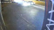 Bingöl’de trafik kazası iş yerini teğet geçti