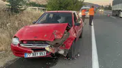 Baskil yolunda iki otomobil çarpıştı 5 kişi hastaneye kaldırıldı