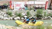 Van Çatak Çayı rafting tutkunlarını ağırlamaya başladı