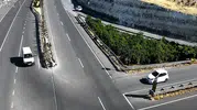 Şanlıurfa yolunda üç kişinin hayatını kaybettiği feci kazanın görüntüleri izlendi
