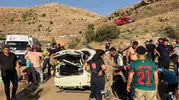 Şırnak'ta yoldan çıkan otomobil uçuruma devrildi