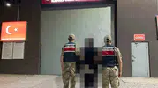 Siverek jandarması aranan dolandırıcıyı kıskıvrak yakaladı