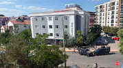Siirt AK Parti binası önünde paniğe yol açan çanta kontrollü patlatıldı
