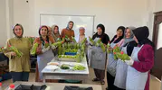 Midyatlı kadınlar tescilli acurları beş tonluk turşuya dönüştürüyor