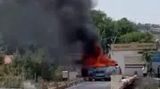 Diyarbakır Sur yolunda seyir halindeki otomobil küle döndü