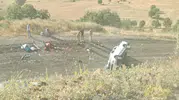Elazığda kontrolden çıkan kamyonet şarampole uçtu