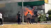 Siirt Veysel Karani Mahallesindeki atık yangını itfaiye ekiplerince söndürüldü