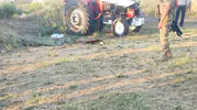 Van Özalp ilçesinde devrilen traktörün altında kalan sürücü yaşamını yitirdi