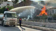 Ahlat ilçesindeki iş yeri bahçesinde çıkan yangın kontrol altına alındı