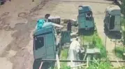 Silopi sokaklarında köpek dehşeti yaşlı vatandaşı hedef aldı