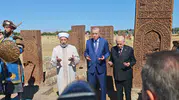 Erdoğan Ahlat'ta Selçuklu Kabristanı'nı ziyaret etti