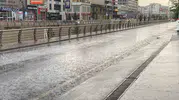 Meteoroloji uyarısı sonrası Elazığ'da sağanak yaşamı felç etti