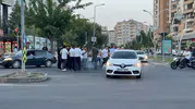 Bağlar’da akşam saatlerinde dehşet anları: Bisikletli vatandaşın yaşam mücadelesi sürüyor