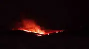 Silvan'da anız yangınına ekipler müdahale ediyor