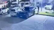 Elazığ’da siteye giren şüpheliler park halindeki otomobile zarar verdi