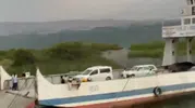 Elazığ'da fırtına feribot seferlerini aksattı