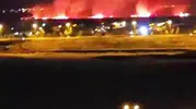 Diyarbakır'da kuru ot yangını gece yarısı paniğe yol açtı